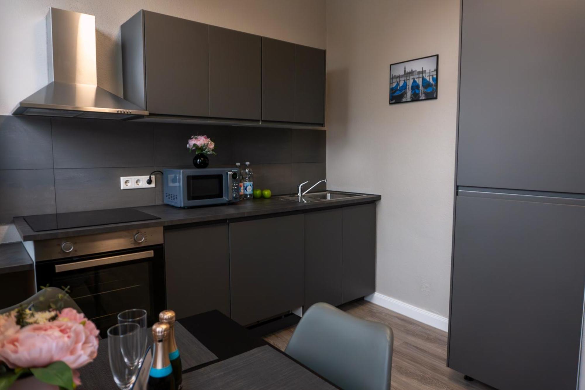 Liro Apartments Jaegerstrasse クレーフェルト エクステリア 写真